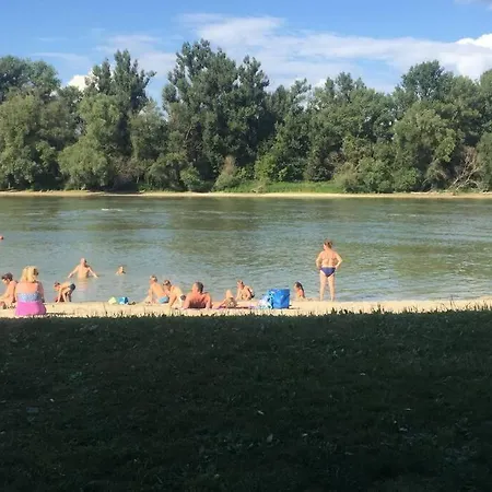 Holiday home Hortenzia